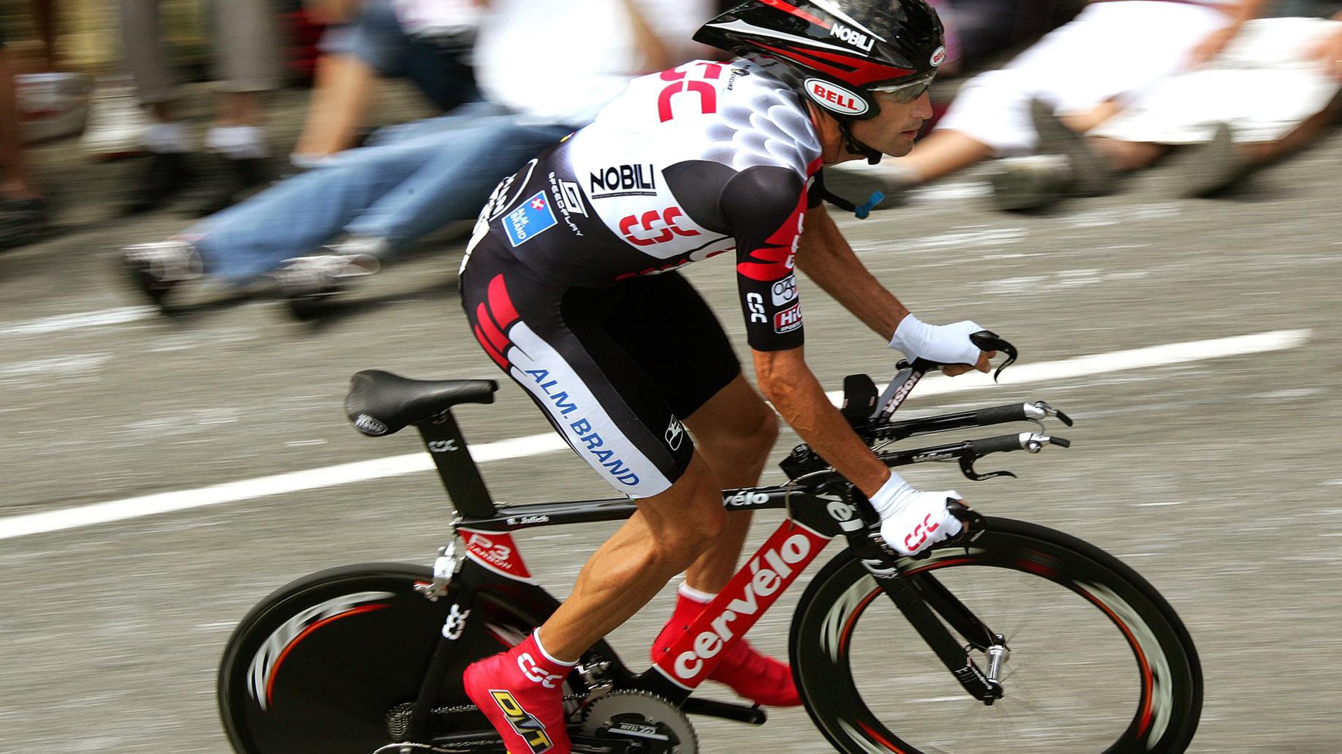 中国足球史上首次引入VAR技术实录，中国最早引进的足球联赛